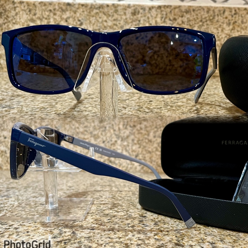 Salvatore Ferragamo Mens sunglasses